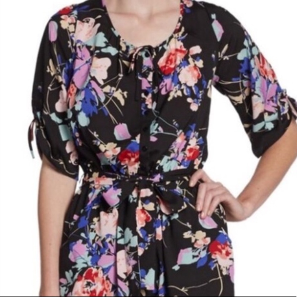 Yumi Kim Leah Floral Tie Waist Romper - Picture 2 of 12